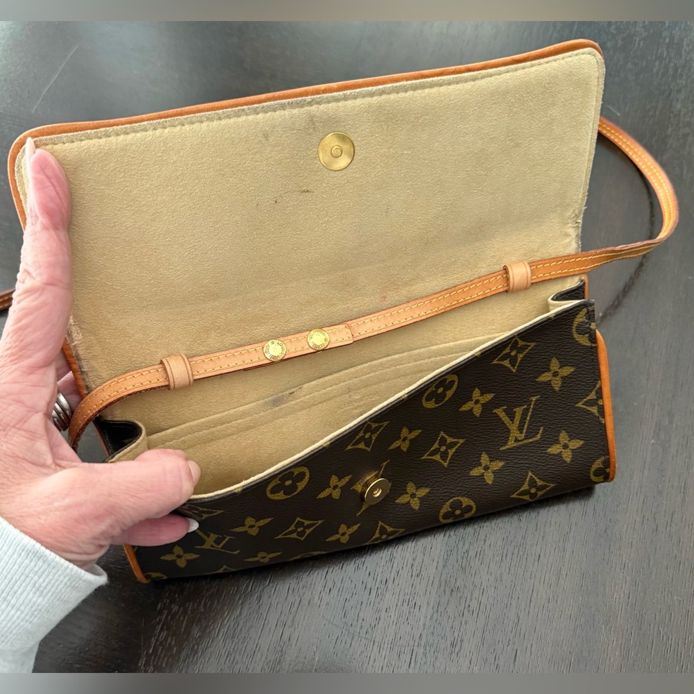 Vintage 2001 Louis Vuitton Monogram Twin Pochette GM - Picture 13 of 16